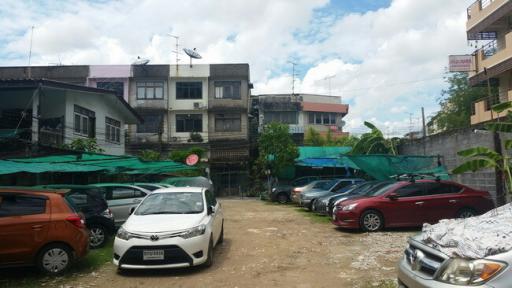 37473 - Land for sale Charoenrat Road, area 226 sq m, in a community area. Near Asiatique