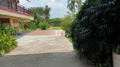 43139 - Land and house for sale, area 400 sq w, along the motorway.