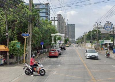 43201 - Land for sale next to Sukhumvit 107 Bearing, area 2-2-37 rai, near BTS Bearing.