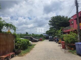 43222 - Land for sale with 2-story house, area 84.10 sq w, Phetkasem Road 114.