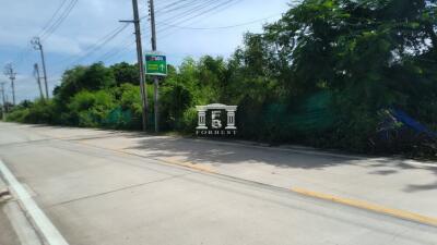 43244 - Land for sale, area 3-3-33 rai, near Suankularb Wittayalai Thonburi School.