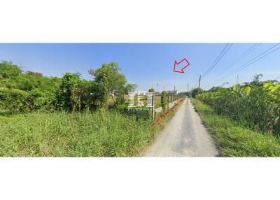 43402 - Land for sale, area 5-1-34 rai, along Khlong Thawi Watthana Road. Near Sanam Luang 2 Market
