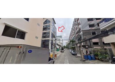 43403 - Apartment business for sale + sports club + office, Lat Phrao 140, area 359 sq.wa.