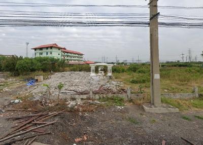 43413 - Land for sale, area 7 rai, next to Rama 2 Road, km. 44.