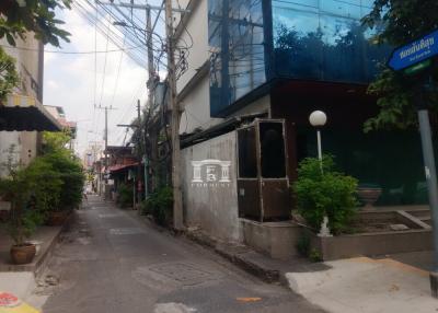 43442 - Rare location, Rama 5 Road, Ratchawat Land for sale, area 18 sq w.