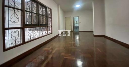 43409 - 2-story, area 131 sq m, Pradipat 3, House for sale.