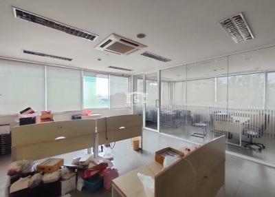 43503 - 3-story office building for sale, area 398 sq w., Srinakarin Road.