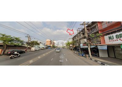 43516 - Land for sale, On the Charoen Nakhon Road, area 1-1-01 rai.