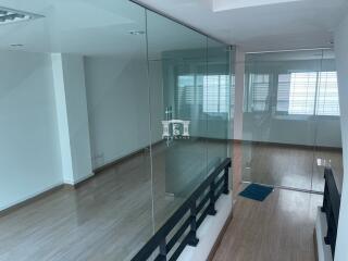 43536 - Casa Diva Sathorn-Wongwaen, area 39.3 sq m., Townhome for sale