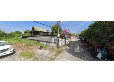 43603 - Land and house for sale, On Nut Road 17, Phatthanakan, area 95 sq.w..