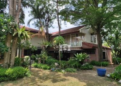 43621 - Land with house for sale, Lat Phrao 101, area 318 sq w., near BTS Lat Phrao 101 station.