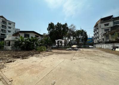 1,821 Sqm. Land listed for ฿ 350,000.