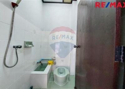 180 Sqm., 4 Beds Townhouse listed for ฿ 14,900,000.