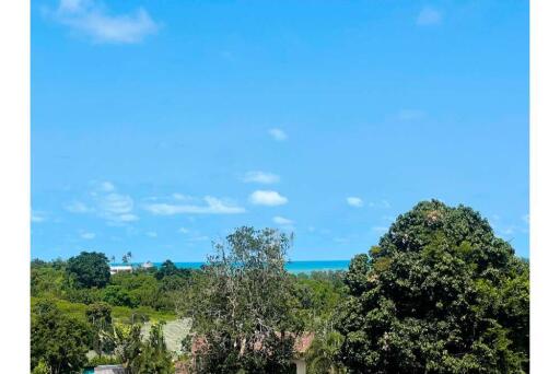 Partly Seaview Beds Townhome 2 mins to The Beach