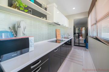 3 Bed House For Rent In East Pattaya - The Village Horseshoe Point
