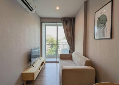 1-BR Condo at Q Prasarnmit near MRT Phetchaburi