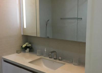 Q Langsuan 2 bedroom condo for rent