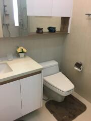 Q Langsuan 2 bedroom condo for rent