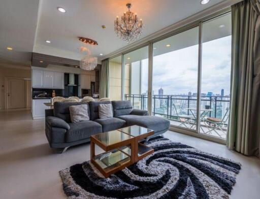 2 Bedroom For Rent in Royce Private Residence Asoke