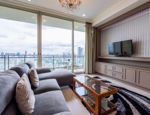 2 Bedroom For Rent in Royce Private Residence Asoke