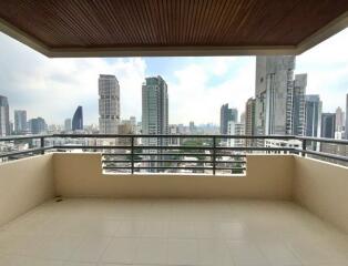 3 Bedroom For Rent in Acadamia Grand Tower