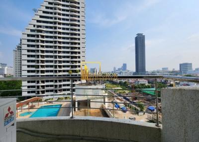 Supalai Place  2 Bedroom Condo For Rent in Phrom Phong