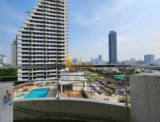 Supalai Place  2 Bedroom Condo For Rent in Phrom Phong