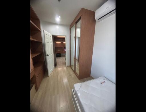 Life@Sathorn  2 Bedroom Condo in Sathorn