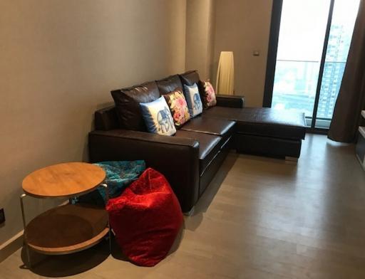 The Esse at Singha Complex  2 Bedroom Condo Near MRT