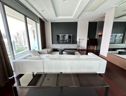 Le Raffine 39  Luxurious 3 Bedroom Duplex Condo With Private Pool
