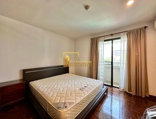 Baan Suanpetch  Good Size 2 Bedroom Property in Phrom Phong