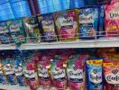 Variety of laundry detergents on store shelves