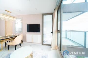 High Rise Luxury Beachfront Copacabana Pattaya