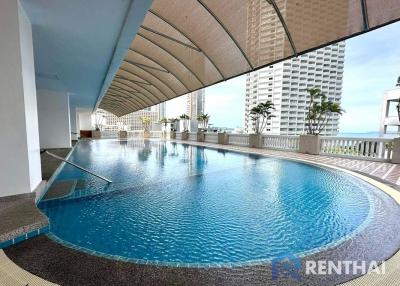 Ready to move in! Large studio unit in Wongamat Garden Beach Pattaya