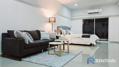 Ready to move in! Large studio unit in Wongamat Garden Beach Pattaya