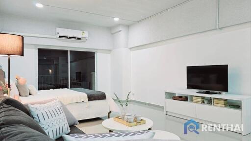 Ready to move in! Large studio unit in Wongamat Garden Beach Pattaya