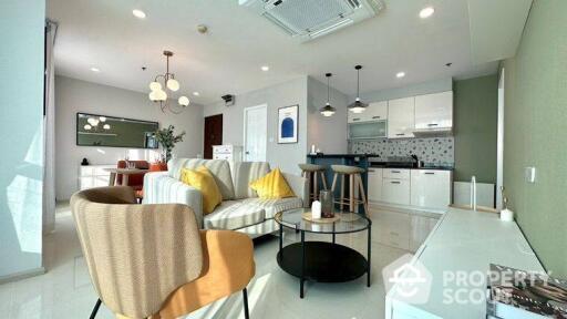 2-BR Condo at Sukhumvit Living Town near MRT Phetchaburi