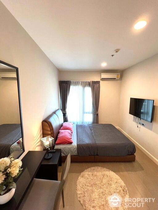 1-BR Condo at The Crest Sukhumvit 34 near BTS Thong Lor