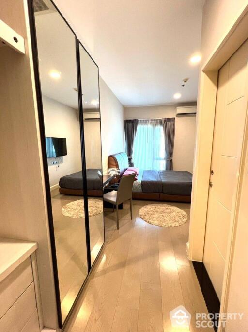 1-BR Condo at The Crest Sukhumvit 34 near BTS Thong Lor