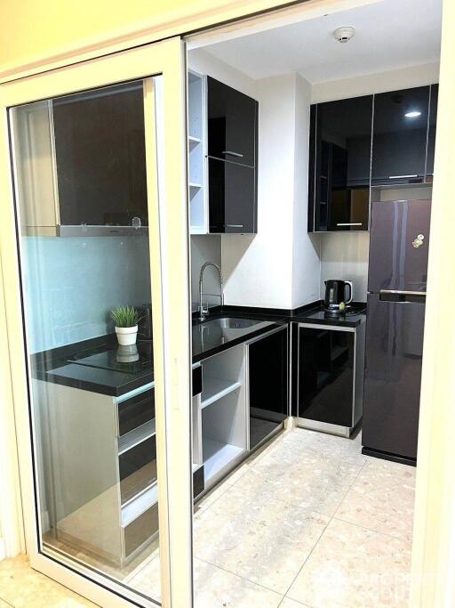 1-BR Condo at The Crest Sukhumvit 34 near BTS Thong Lor