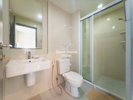 Modern, 1 bedroom, 1 bathroom, for rent in The Base central Pattaya.