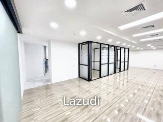 Luxurious Office Space in Phayathai Plaza, Bangkok