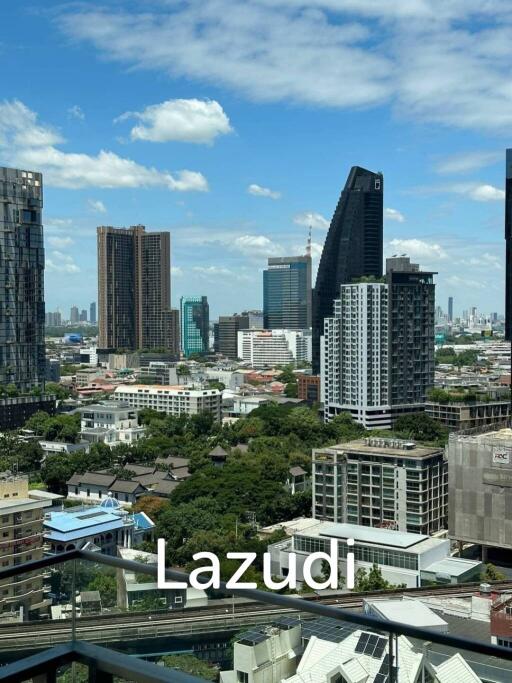 Splendid LAVIQ Sukhumvit 57 Condo: Ultra Luxury in Bangkok