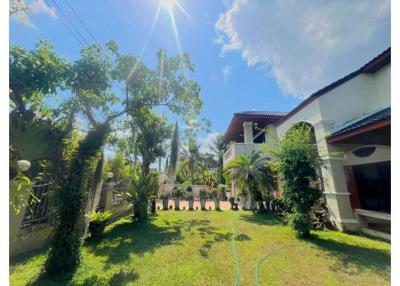 Luxurious Single House beautiful & shady Garden In the middle of Nakhon Si Thammarat - 920121030-194