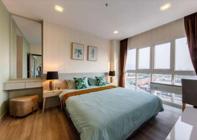 Elegantly furnished 1 bed condo at The Prio