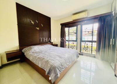 House For sale 3 bedroom 516 m² with land 129 wa² in PMC Home Village 2, Pattaya