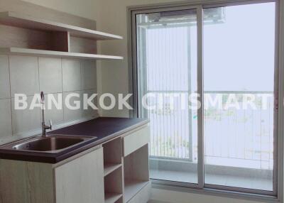 Condo at Aspire Sathorn - Thapra for sale