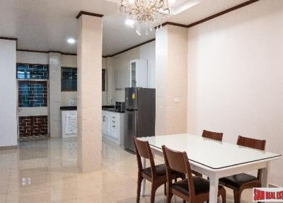 Amazing 3 Bed Townhouse for Rent in Prakanong (New renovated)