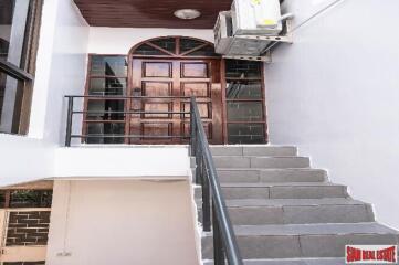 Amazing 3 Bed Townhouse for Rent in Prakanong (New renovated)