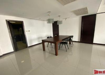 All Seasons Mansion  Very Spacious Two Bedroom Condo with Shuttle Service to Phloen Chit BTS.